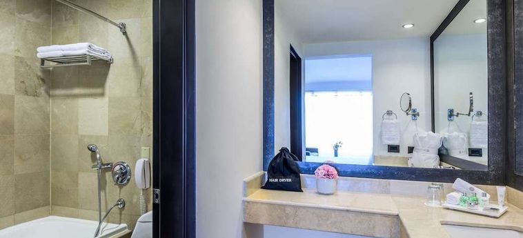 Hotel Nh Collection Quito Royal:  QUITO
