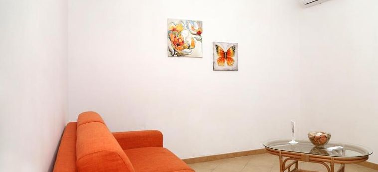 Hotel Izzhome Orange:  RAGUSA