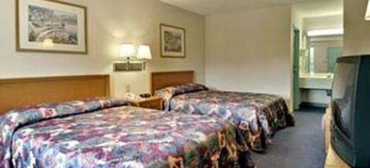 Hotel Ramada Limited Butner - Creedmoor:  RALEIGH (NC)