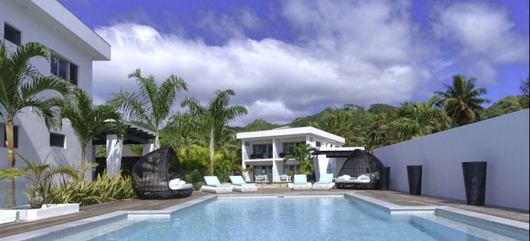 Hotel Crystal Blue Lagoon Villas:  RAROTONGA