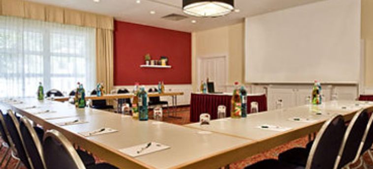 Hotel Ibis Styles Regensburg:  RATISBONNE