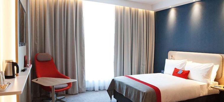 Hotel Holiday Inn Express Fráncfort-Aeropuerto Raunheim Raunheim: Foto 
