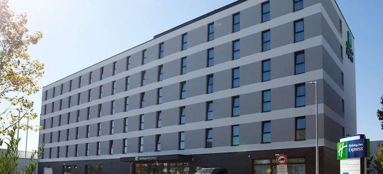 Hotel Holiday Inn Express Fráncfort-Aeropuerto Raunheim Raunheim: Photo 
