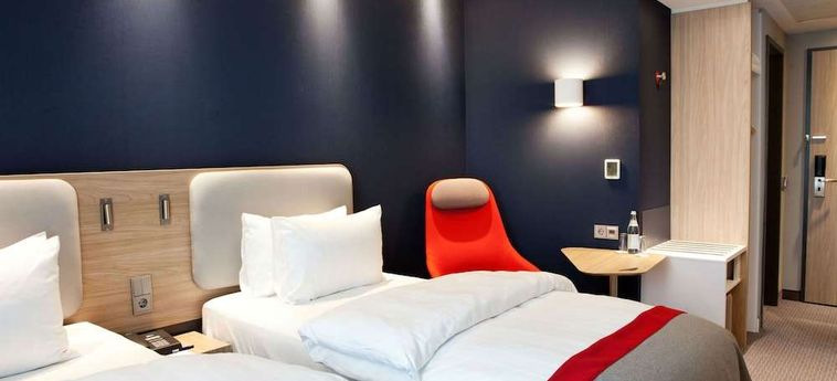 Hotel Holiday Inn Express Fráncfort-Aeropuerto Raunheim Raunheim: Photo 