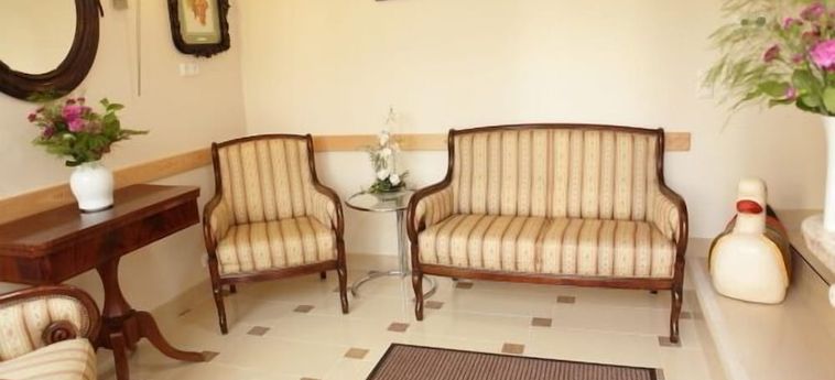 Business Pension Gasper Raunheim: Foto 