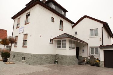 Business Pension Gasper:  RAUNHEIM