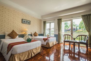 Hotel Brookside Valley Resort:  RAYONG