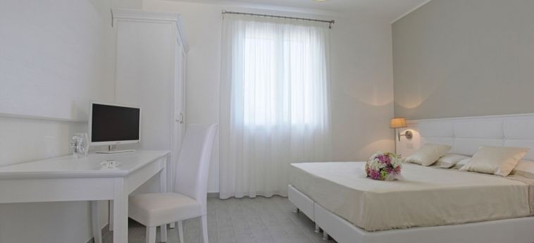 Hotel Scala Dei Turchi Resort:  REALMONTE - AGRIGENTO