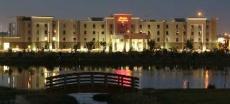 Hotel Hampton Inn & Suites By Hilton Red Deer:  RED DEER