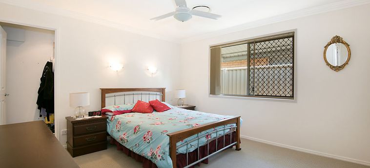 Central Redcliffe Holiday House:  REDCLIFFE
