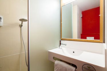 Hotel B&Amp;B Hôtel Reims Centre Gare Reims: Photo 