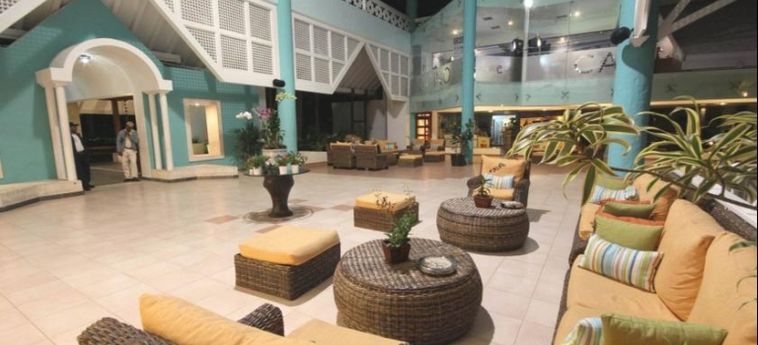Hotel Amhsa Grand Paradise Playa Dorada:  RÉPUBLIQUE DOMINICAINE