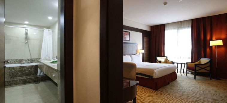 Hotel Holiday Inn Olaya:  RIAD