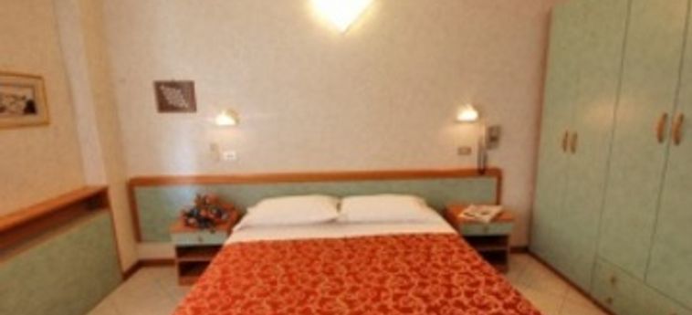 Hotel Gaudia:  RICCIONE - RIMINI
