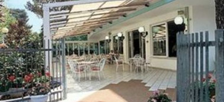 Hotel Ideal Bianchini:  RICCIONE - RIMINI