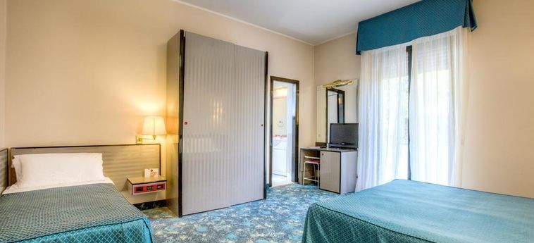 Hotel Boemia:  RICCIONE - RIMINI