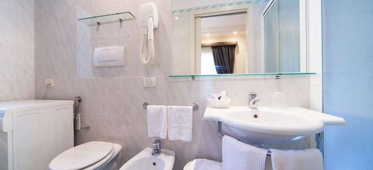 Hotel Residence Lungomare  Riccione - Rimini: Foto 