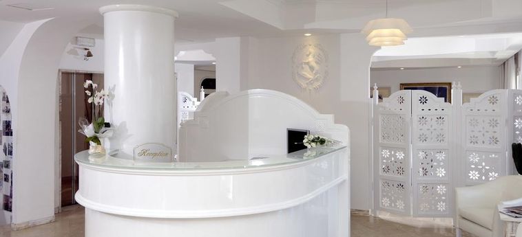 Al Cavallino Bianco Hotel & Suite:  RICCIONE - RIMINI