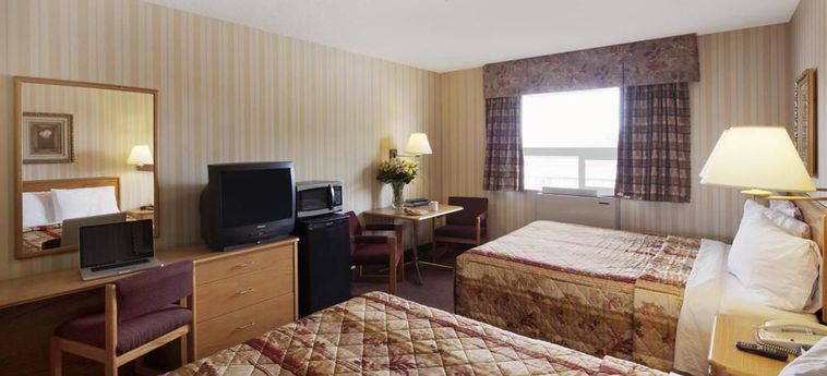 Hotel Canadas Best Value Inn Richmond Hill:  RICHMOND HILL