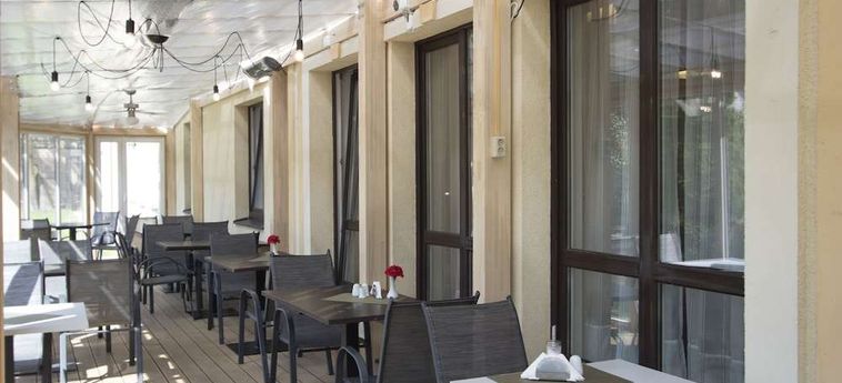 Hotel Best With Free Parking:  RIGA