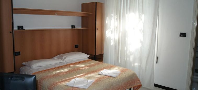 Hotel Villa Elisa:  RIMINI