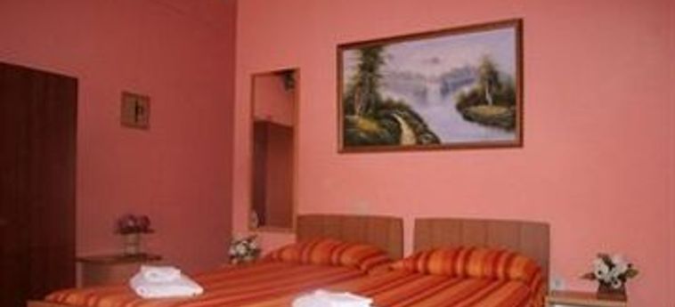 Hotel Villa Ombrosa:  RIMINI