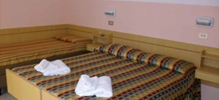 Hotel Bologna:  RIMINI