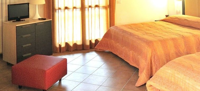 Hotel Residence Cimone:  RIOLUNATO - MODENA