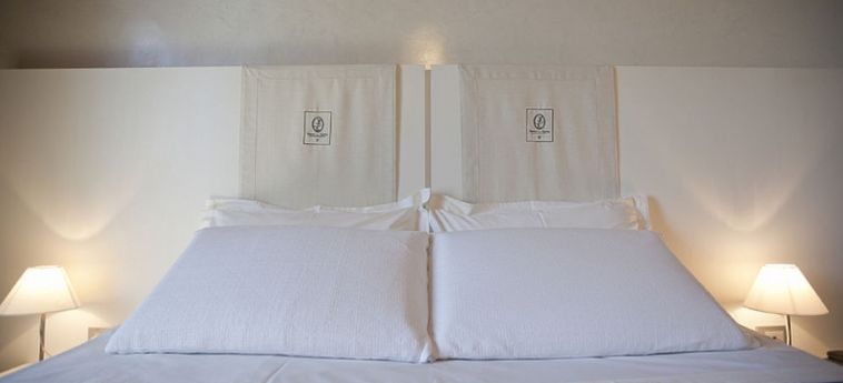 Hotel Fonte Alla Lepre:  RIPARBELLA - PISA