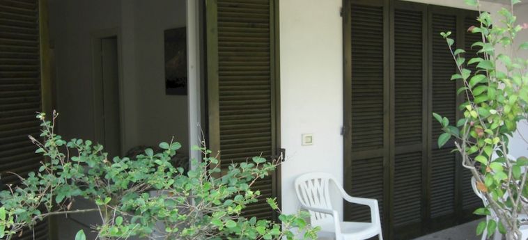 Hotel Residence I Gabbiani:  RIVIERA DEL CONERO