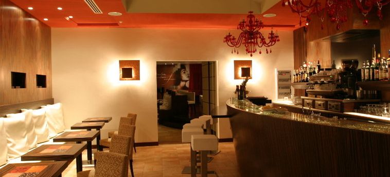 Gallery Hotel Recanati:  RIVIERA DEL CONERO