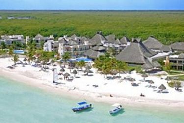 Azul Beach & Hotel Resort Gourmet All Inclusive:  RIVIERA MAYA