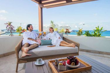 Hotel Suites Bahia:  RIVIERA MAYA