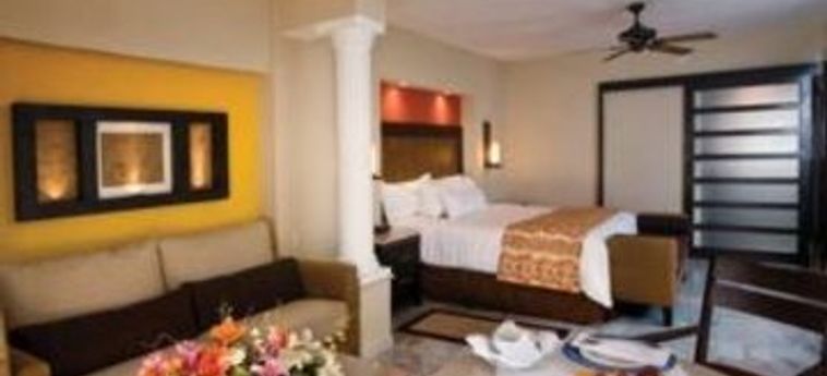 Hotel Barcelo Puerto Vallarta All Inclusive:  RIVIERA NAYARIT