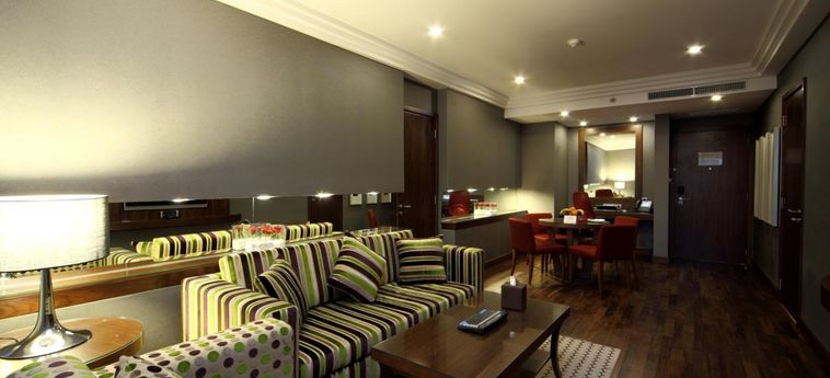 Hotel Crowne Plaza Minhal:  RIYADH