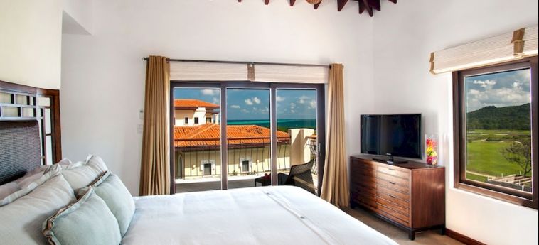 Hotel Pristine Bay Resort:  ROATAN