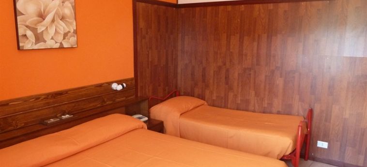 Hotel Caldora:  ROCCA DI MEZZO - L'AQUILA