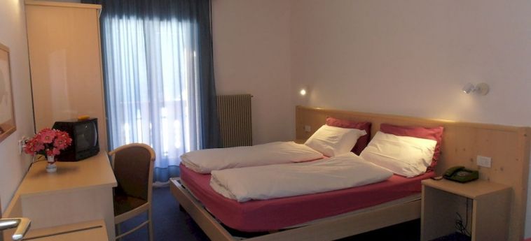 Hotel Principe Marmolada:  ROCCA PIETORE - BELLUNO