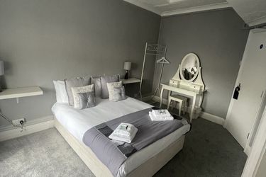 Hotel The Six Bells Rochester: Photo 