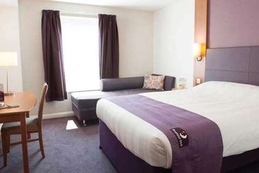 Hotel Premier Inn Rochester:  ROCHESTER
