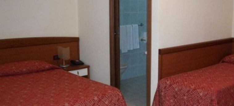 Hotel Miramare:  RODI GARGANICO - FOGGIA