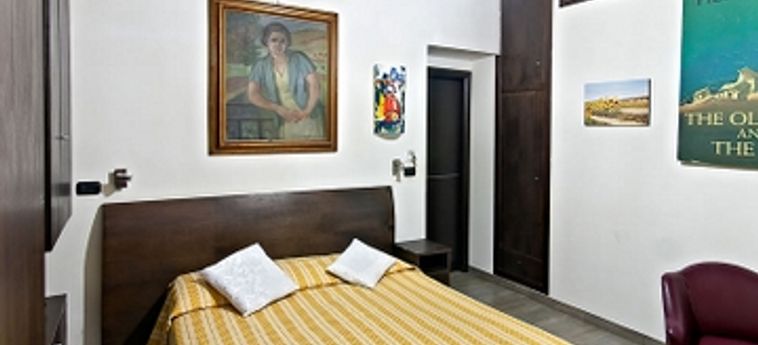 Hotel Collina Suites:  ROM
