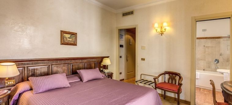 Hotel Cinquantatre:  ROM