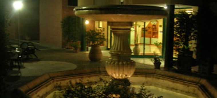 Kaire Hotel:  ROM
