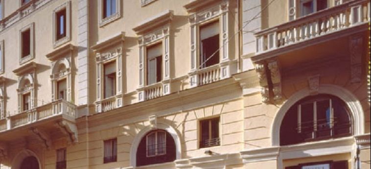 Hotel Embassy:  ROM