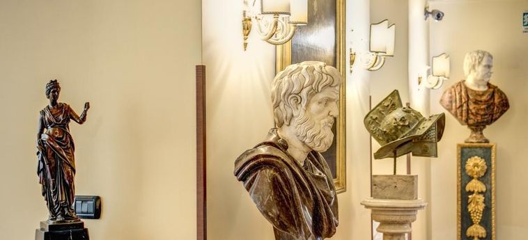 Hotel Aurelius Art Gallery:  ROM