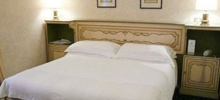 Hotel Aldrovandi Residence City Suites:  ROM