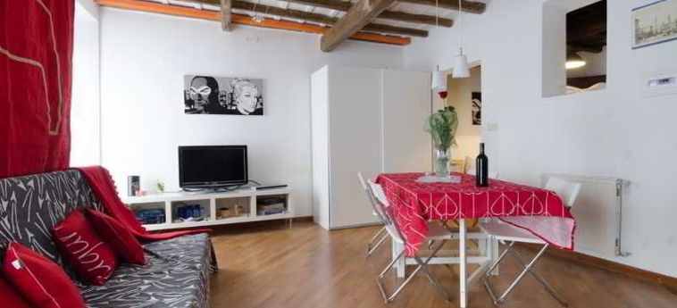 Cavour Centric Apartment:  ROM