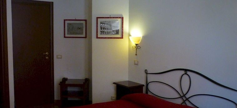 Hotel Vecchia Roma Resort:  ROM