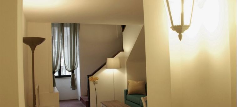 Hotel Palazzo Velli Suites:  ROM